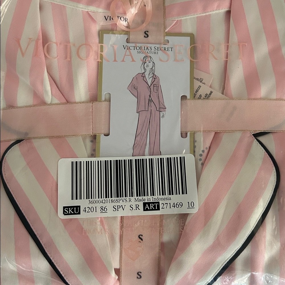 Victoria's Secret Backstage 2025 Glazed Satin Sparkle Long Pajama Set - Picture 6 of 8
